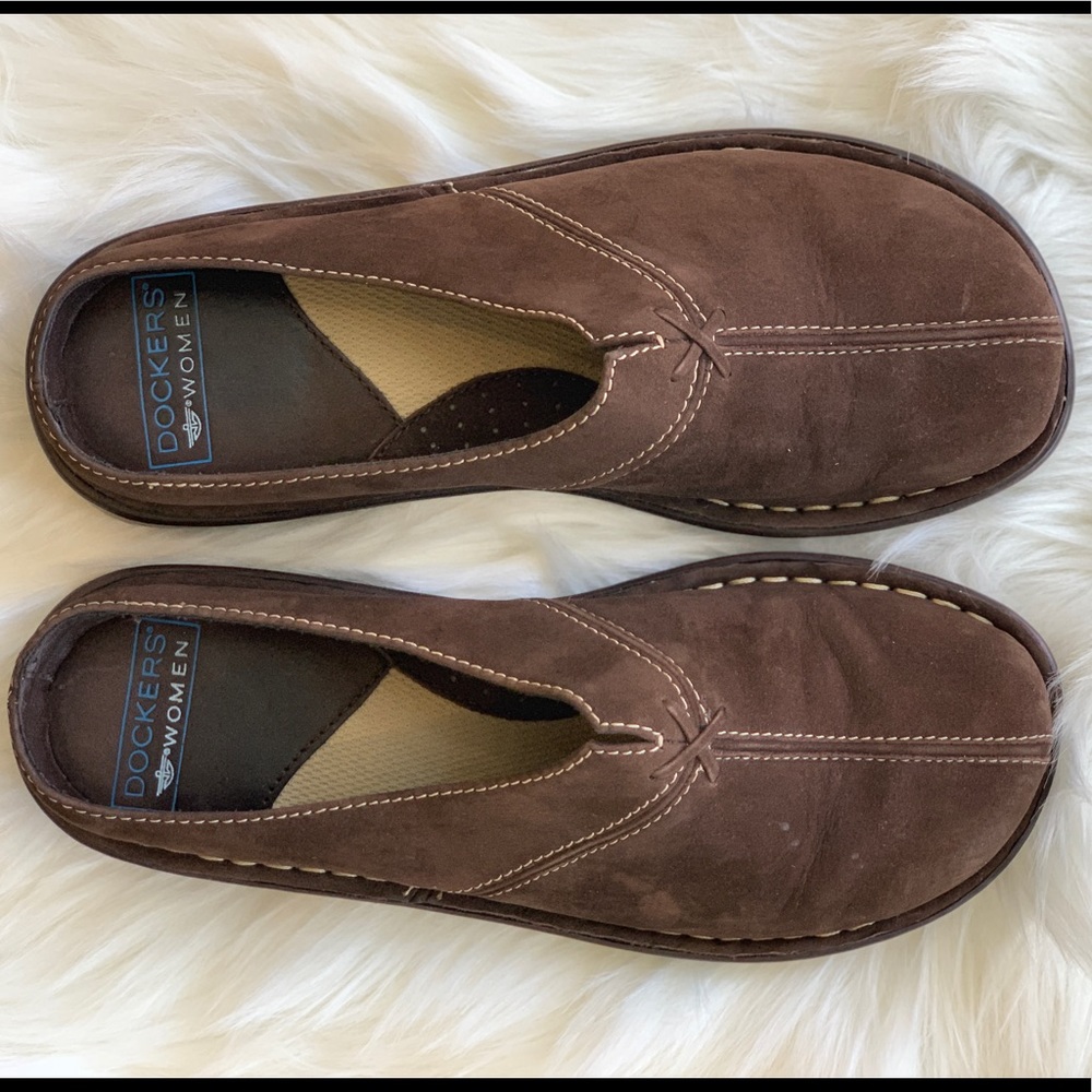 Docker's Brown Suede Mule